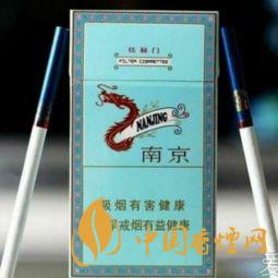 辨別煊赫門真?zhèn)蔚姆椒▓D解 煊赫門香煙口感及價(jià)格介紹
