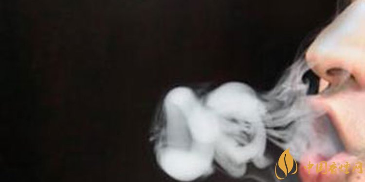 抽煙怎么吐煙圈，吐煙圈是種藝術(shù)